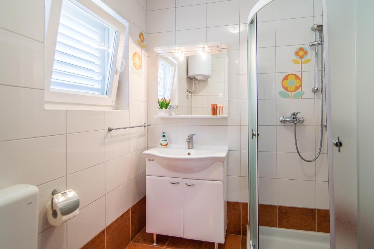 Apartment Vesna Rovinj Exterior photo